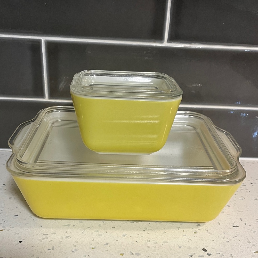Vintage Pyrex Lot of 2 Yellow Fridgies 503-B & 501-B with Clear glass Lids